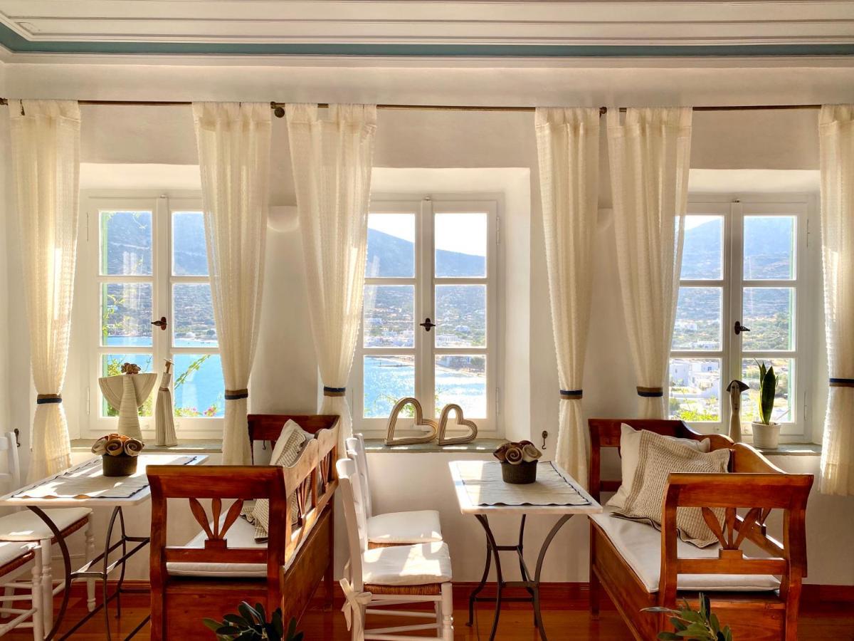 Niriedes Hotel Platis Gialos  Buitenkant foto