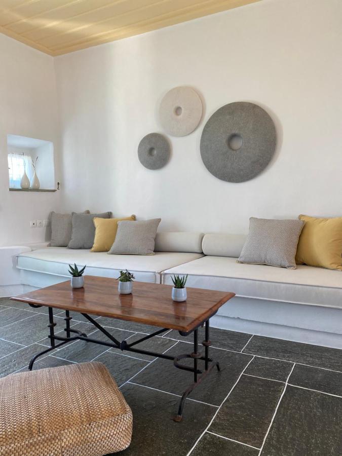 Niriedes Hotel Platis Gialos  Buitenkant foto