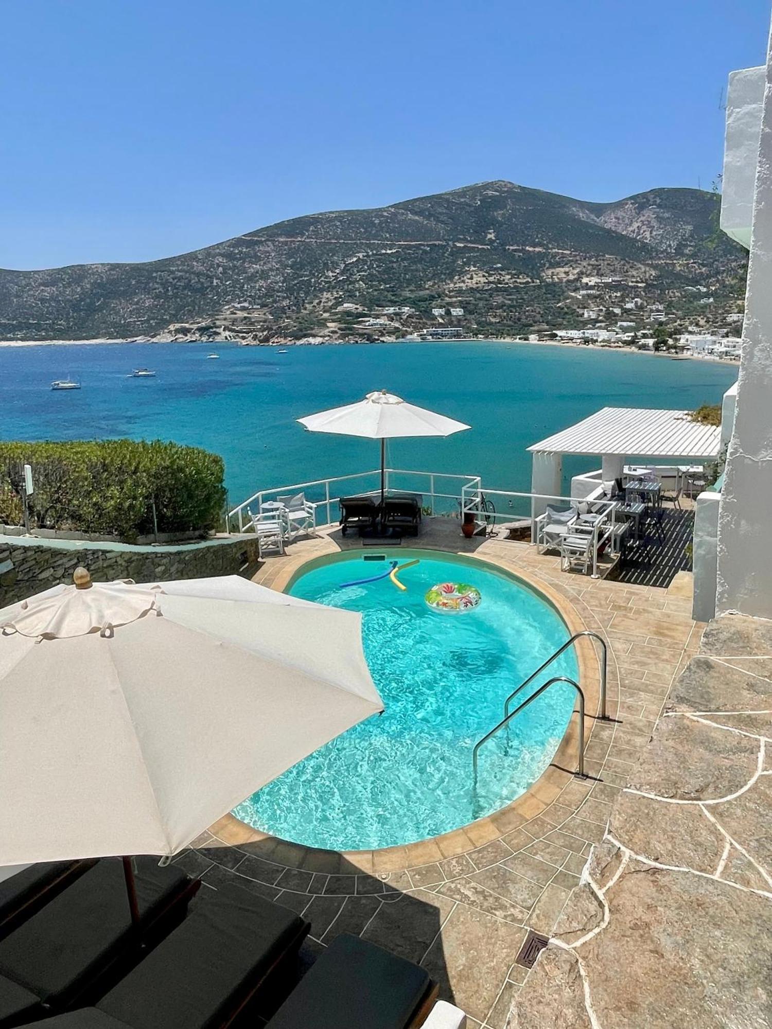 Niriedes Hotel Platis Gialos  Buitenkant foto