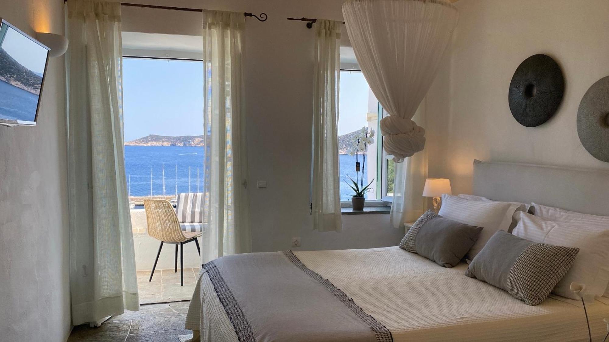 Niriedes Hotel Platis Gialos  Buitenkant foto