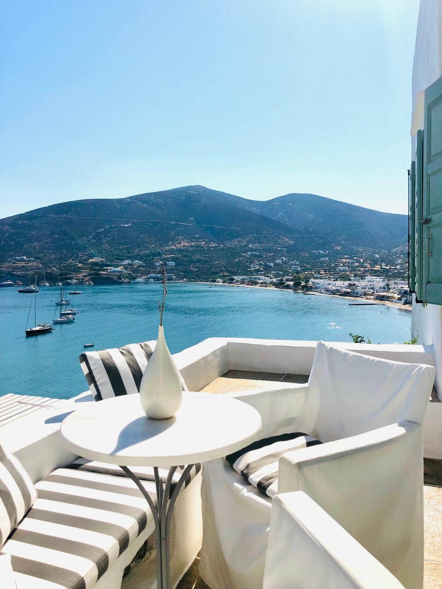 Niriedes Hotel Platis Gialos  Buitenkant foto