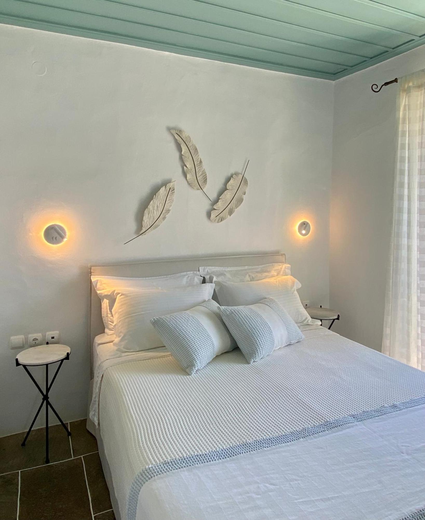Niriedes Hotel Platis Gialos  Buitenkant foto