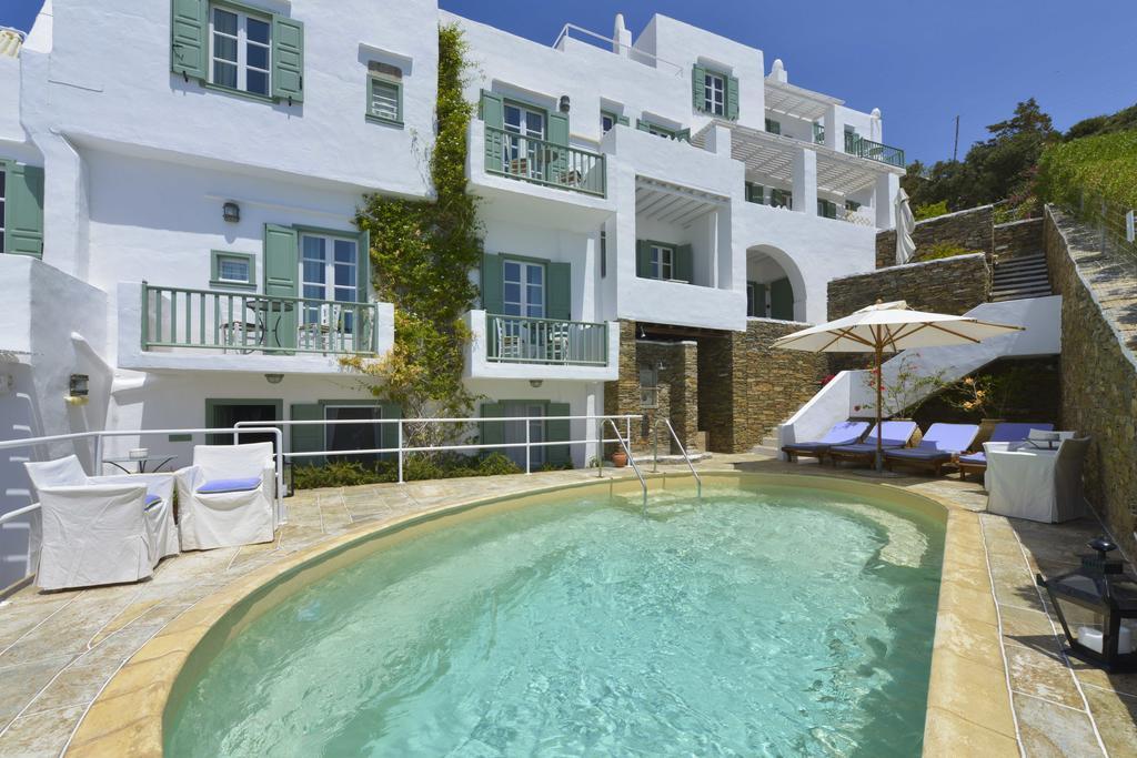 Niriedes Hotel Platis Gialos  Buitenkant foto