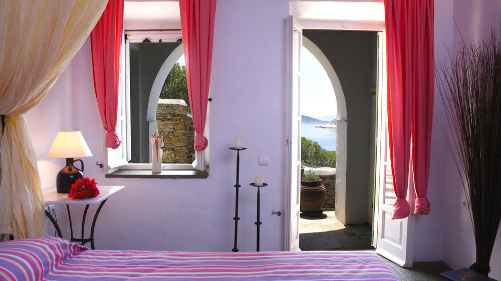Niriedes Hotel Platis Gialos  Buitenkant foto